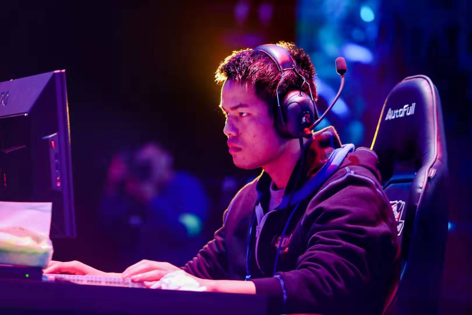 再下一城 再下一城