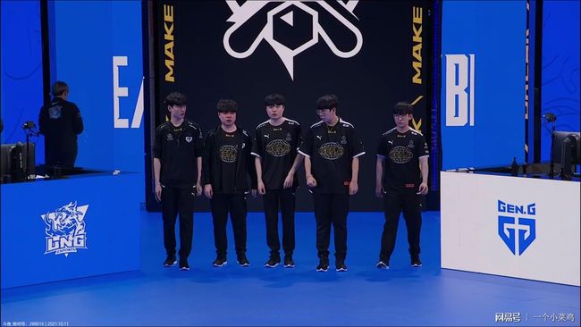 队友之间的 队友之间的