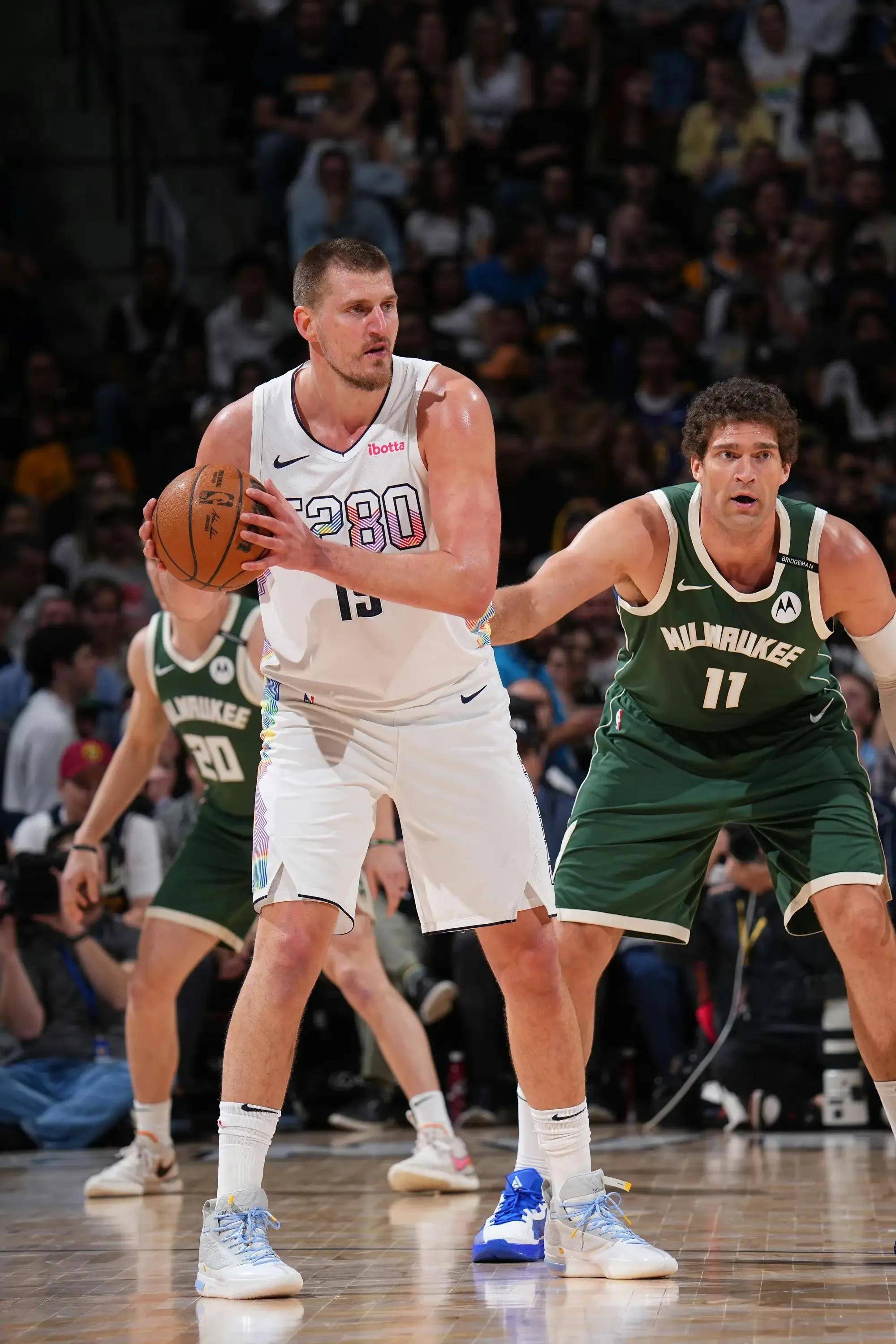 了万镑周薪 了万镑周薪