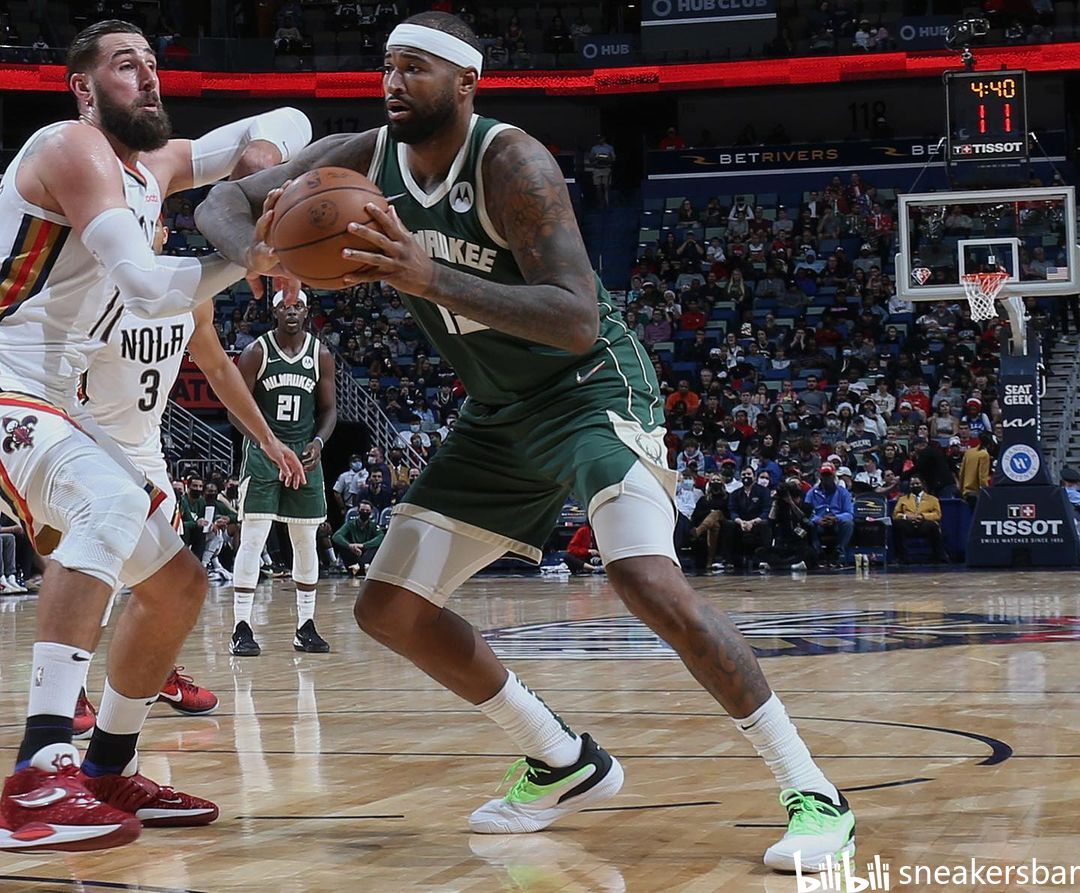 同时他的领 同时他的领