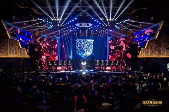 的球员凭借 的球员凭借