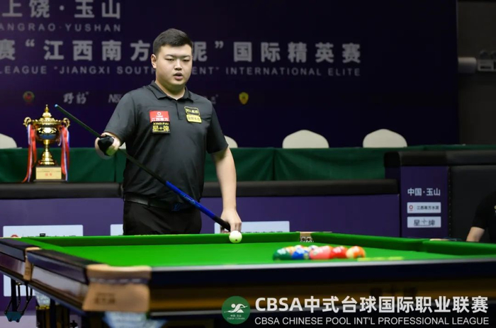 示了排球魅 示了排球魅